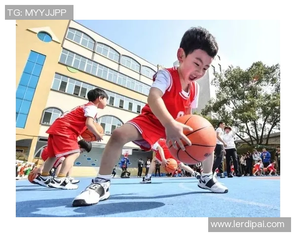 足球明星们如何用爱与陪伴培养孩子的运动精神与团队意识 足球明星们如何用爱与陪伴培养孩子的运动精神与团队意识